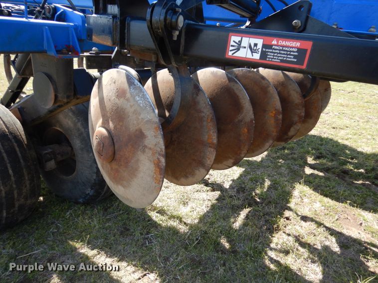 image for item HR9229 Case IH Ecolo-Tiger 870  disk ripper