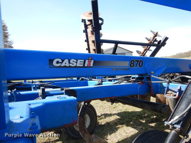 image for item HR9229 Case IH Ecolo-Tiger 870  disk ripper