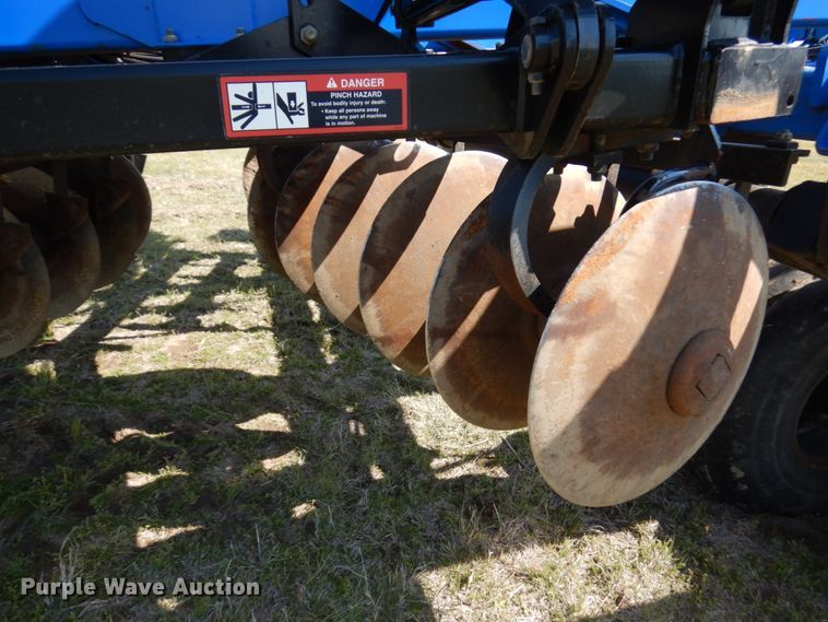 image for item HR9229 Case IH Ecolo-Tiger 870  disk ripper