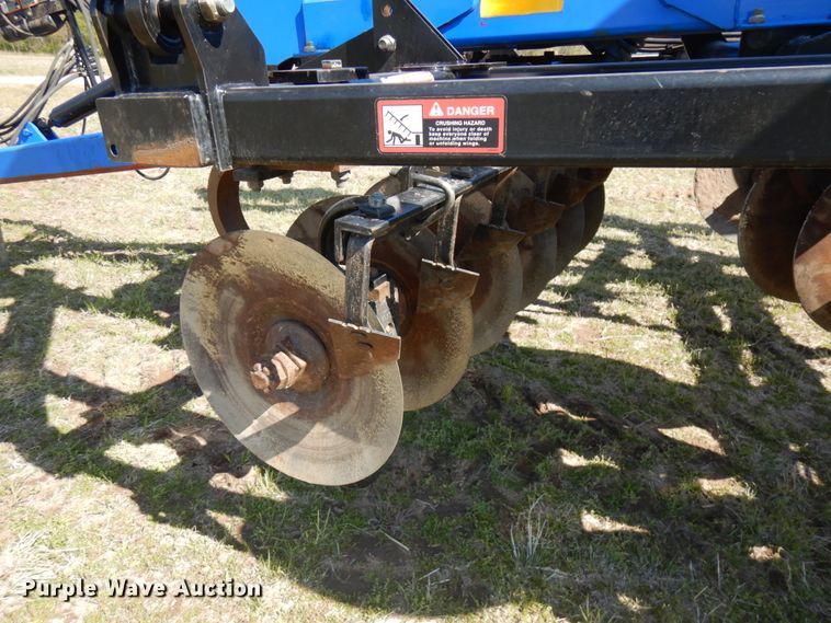 image for item HR9229 Case IH Ecolo-Tiger 870  disk ripper