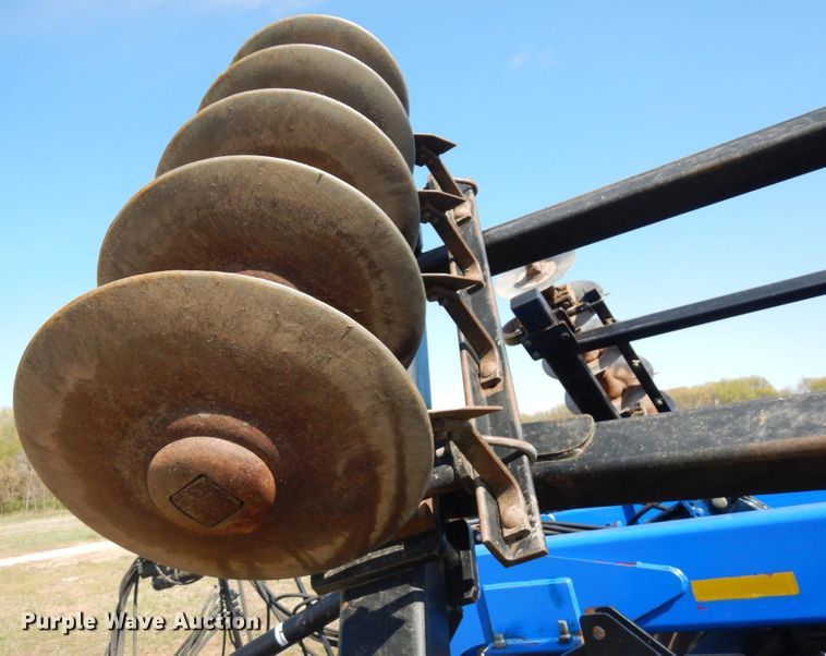 image for item HR9229 Case IH Ecolo-Tiger 870  disk ripper