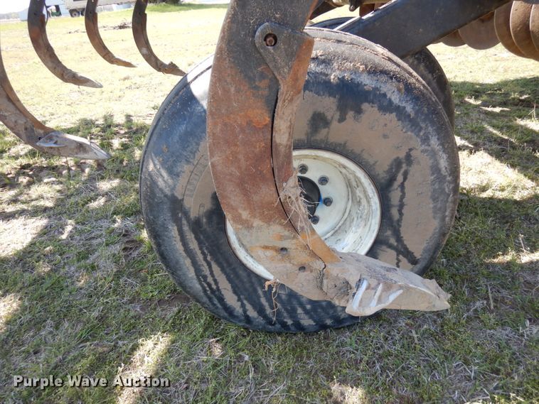 image for item HR9229 Case IH Ecolo-Tiger 870  disk ripper