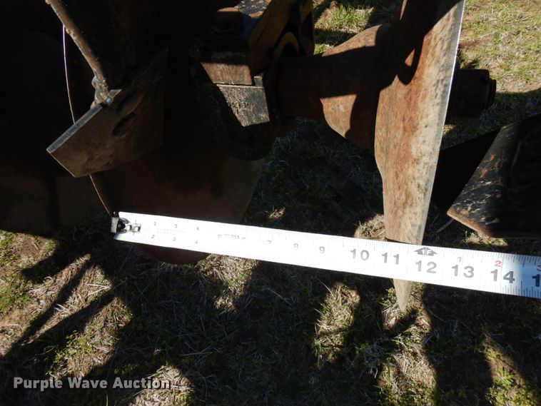 image for item HR9229 Case IH Ecolo-Tiger 870  disk ripper