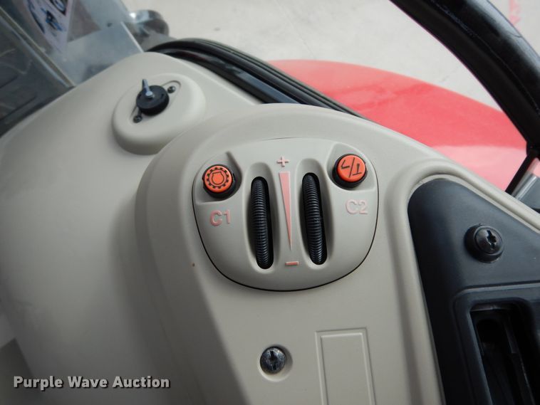 image for item HR9682 2019 Massey-Ferguson 7724S  MFWD tractor