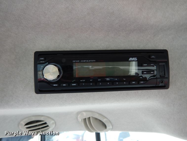 image for item HR9682 2019 Massey-Ferguson 7724S  MFWD tractor