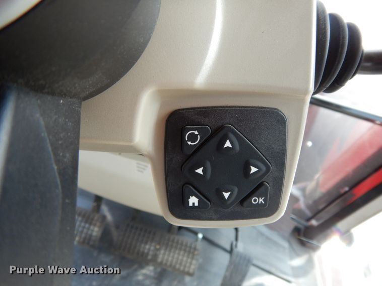 image for item HR9682 2019 Massey-Ferguson 7724S  MFWD tractor