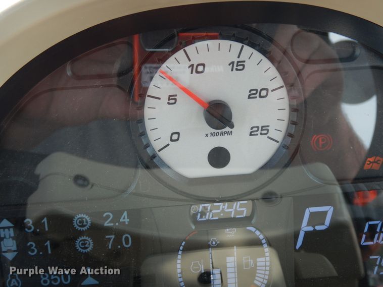 image for item HR9682 2019 Massey-Ferguson 7724S  MFWD tractor