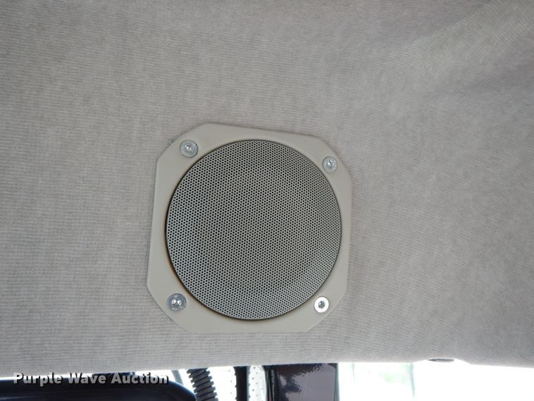 image for item HR9682 2019 Massey-Ferguson 7724S  MFWD tractor