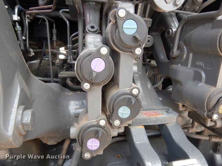 image for item HR9682 2019 Massey-Ferguson 7724S  MFWD tractor