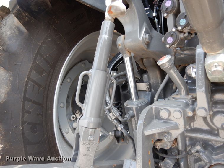 image for item HR9682 2019 Massey-Ferguson 7724S  MFWD tractor