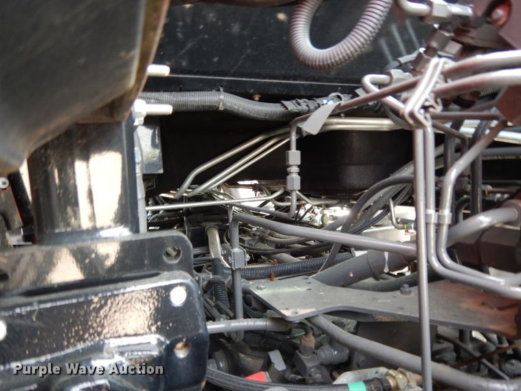 image for item HR9682 2019 Massey-Ferguson 7724S  MFWD tractor