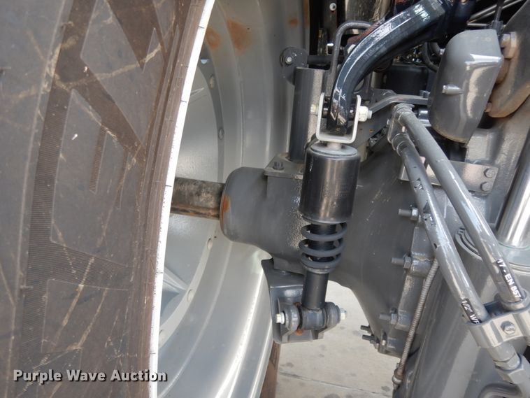 image for item HR9682 2019 Massey-Ferguson 7724S  MFWD tractor