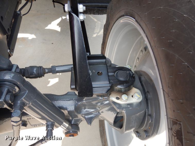 image for item HR9682 2019 Massey-Ferguson 7724S  MFWD tractor