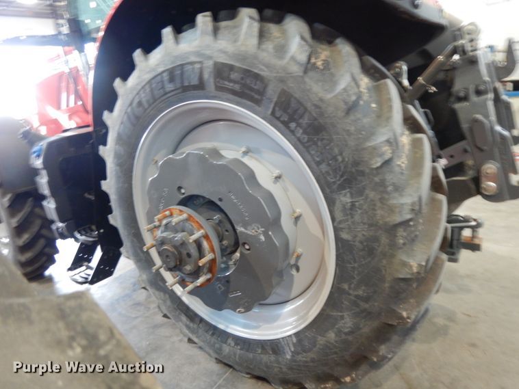 image for item HR9682 2019 Massey-Ferguson 7724S  MFWD tractor