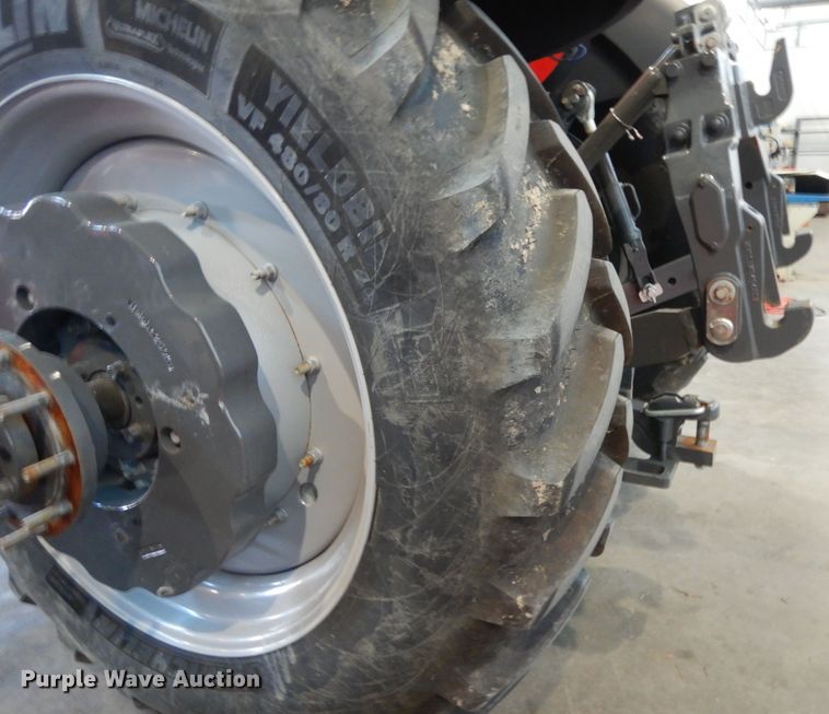 image for item HR9682 2019 Massey-Ferguson 7724S  MFWD tractor