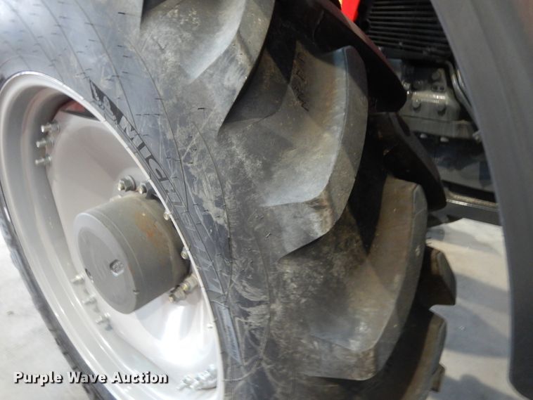 image for item HR9682 2019 Massey-Ferguson 7724S  MFWD tractor