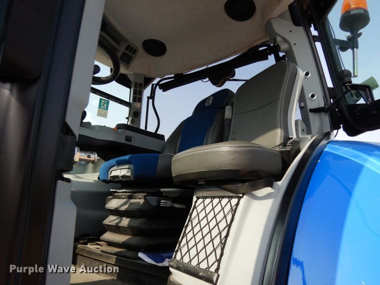 image for item HR9700 2016 New Holland T7.245  MFWD tractor