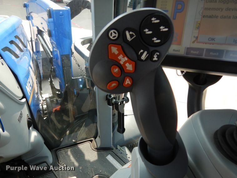 image for item HR9700 2016 New Holland T7.245  MFWD tractor