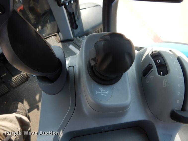 image for item HR9700 2016 New Holland T7.245  MFWD tractor