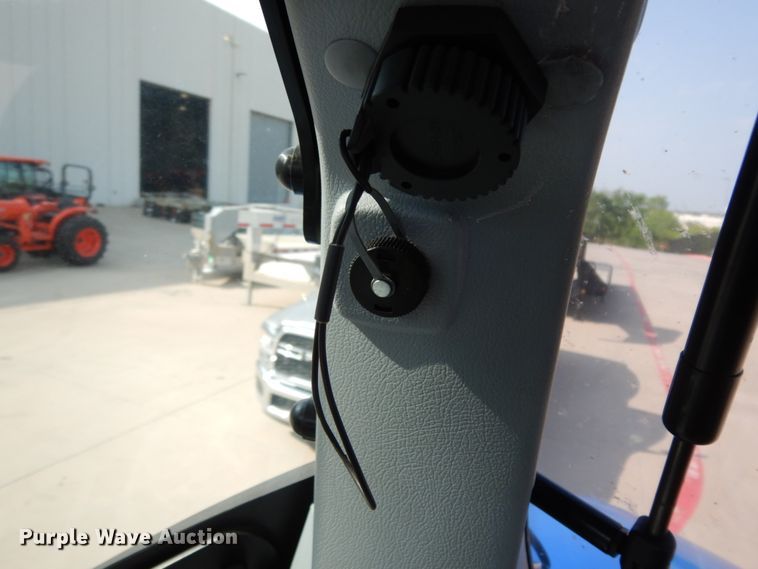 image for item HR9700 2016 New Holland T7.245  MFWD tractor