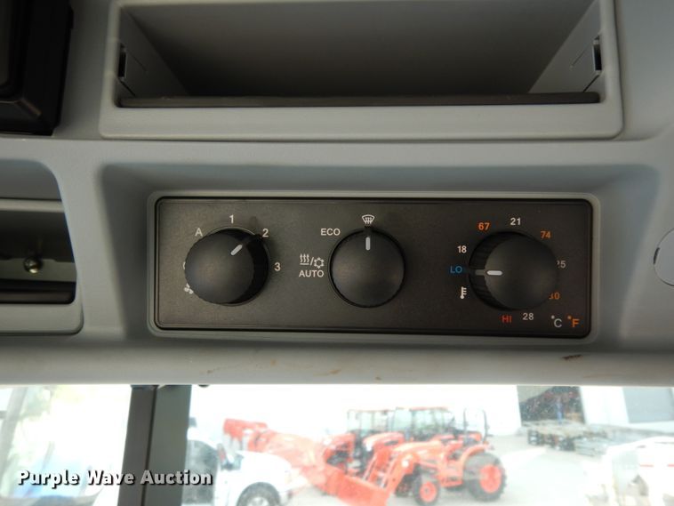 image for item HR9700 2016 New Holland T7.245  MFWD tractor