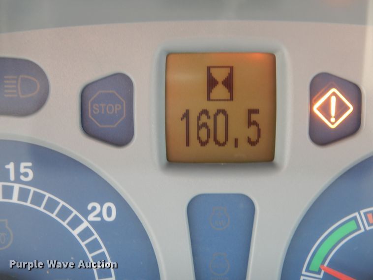 image for item HR9700 2016 New Holland T7.245  MFWD tractor