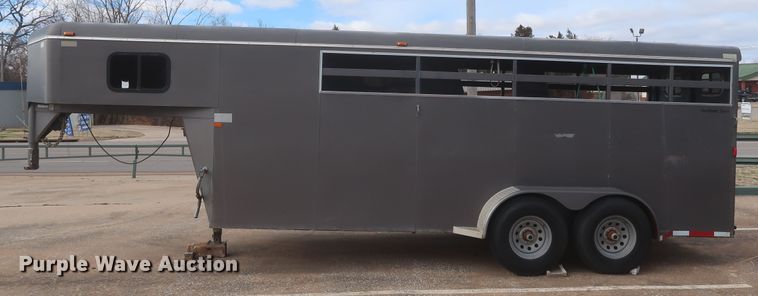 image for item HT9673 2003 Legend Stockman Sport  livestock trailer