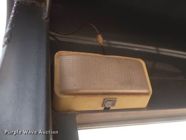 image for item HT9673 2003 Legend Stockman Sport  livestock trailer