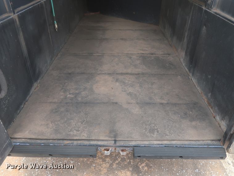 image for item HT9673 2003 Legend Stockman Sport  livestock trailer