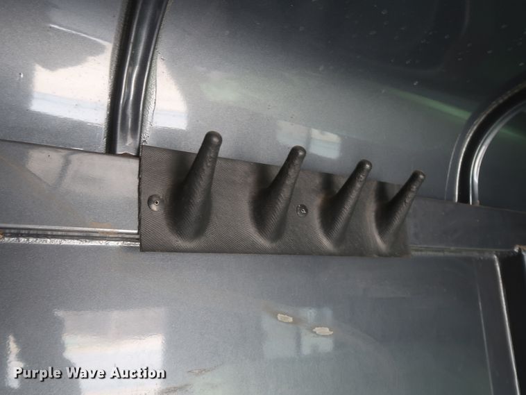 image for item HT9673 2003 Legend Stockman Sport  livestock trailer