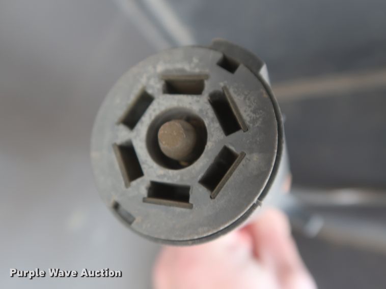 image for item HT9673 2003 Legend Stockman Sport  livestock trailer