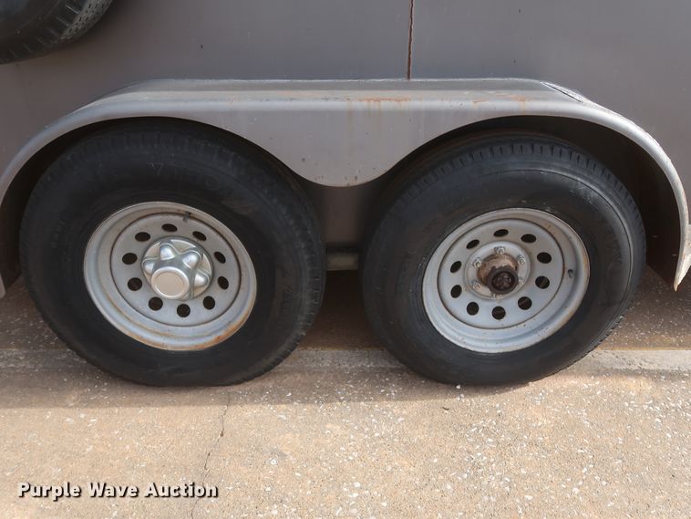 image for item HT9673 2003 Legend Stockman Sport  livestock trailer