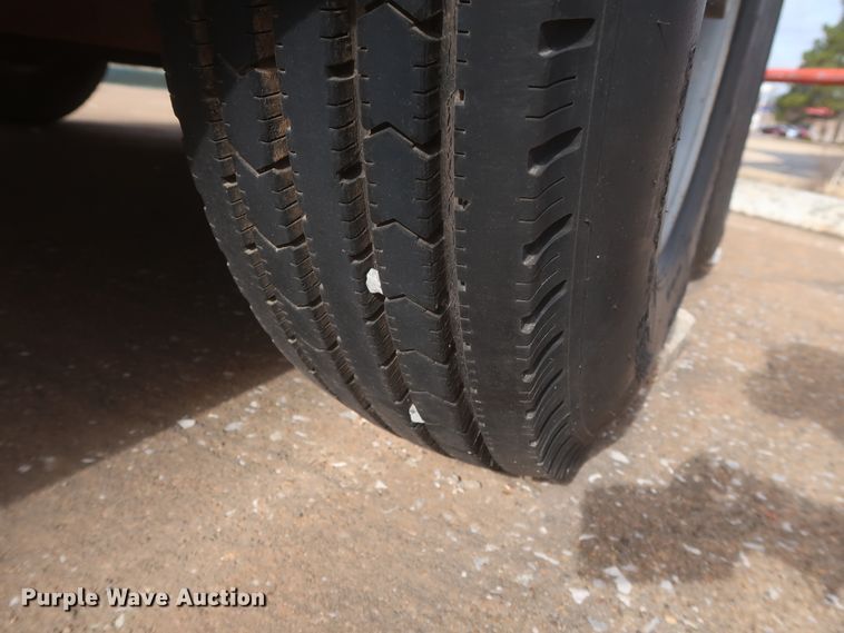 image for item HT9673 2003 Legend Stockman Sport  livestock trailer