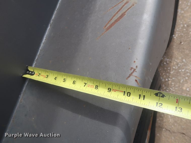 image for item HT9673 2003 Legend Stockman Sport  livestock trailer