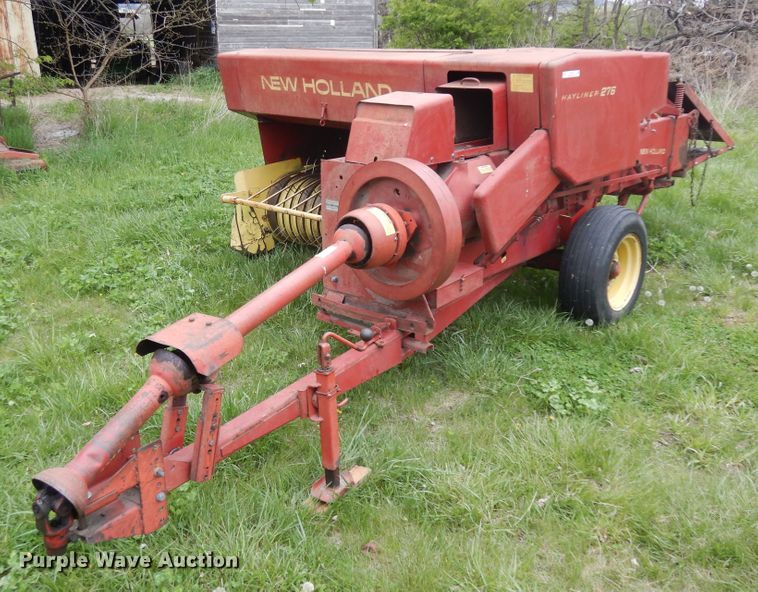 image for item ID9769 New Holland Hayliner 276  small square baler