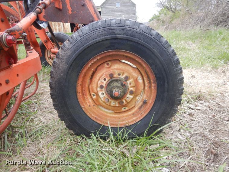 image for item ID9770 Allis Chalmers hay rake