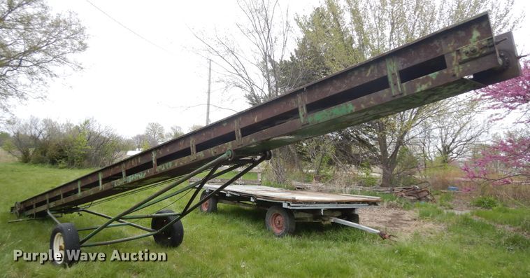 image for item ID9771 Hay bale elevator