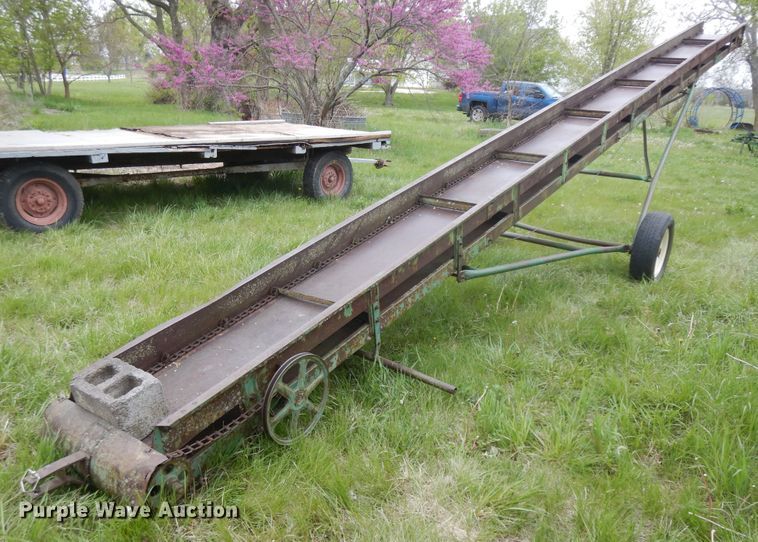 image for item ID9771 Hay bale elevator