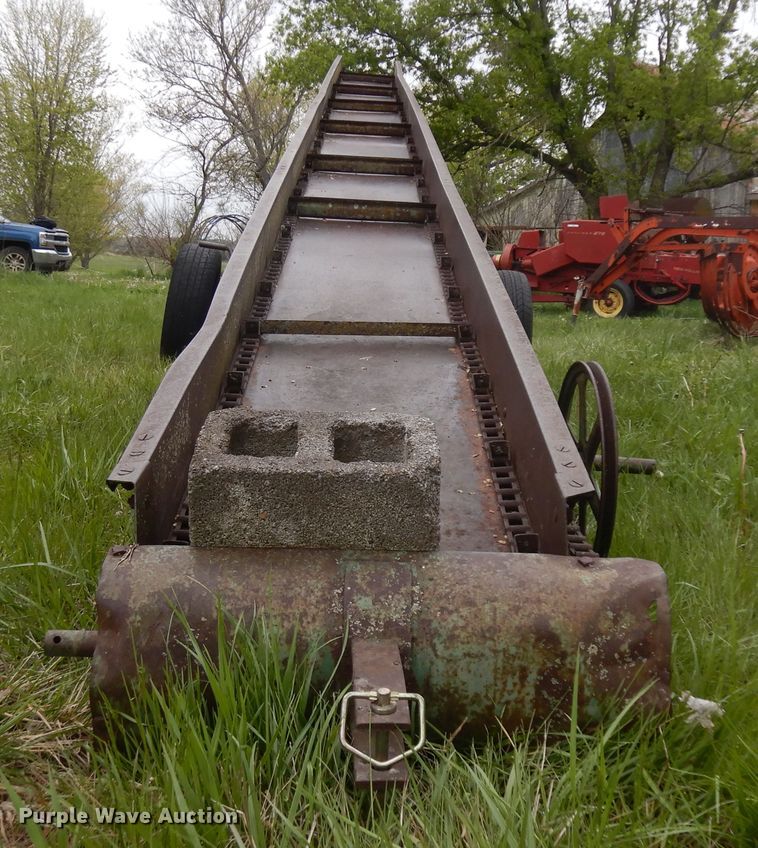 image for item ID9771 Hay bale elevator