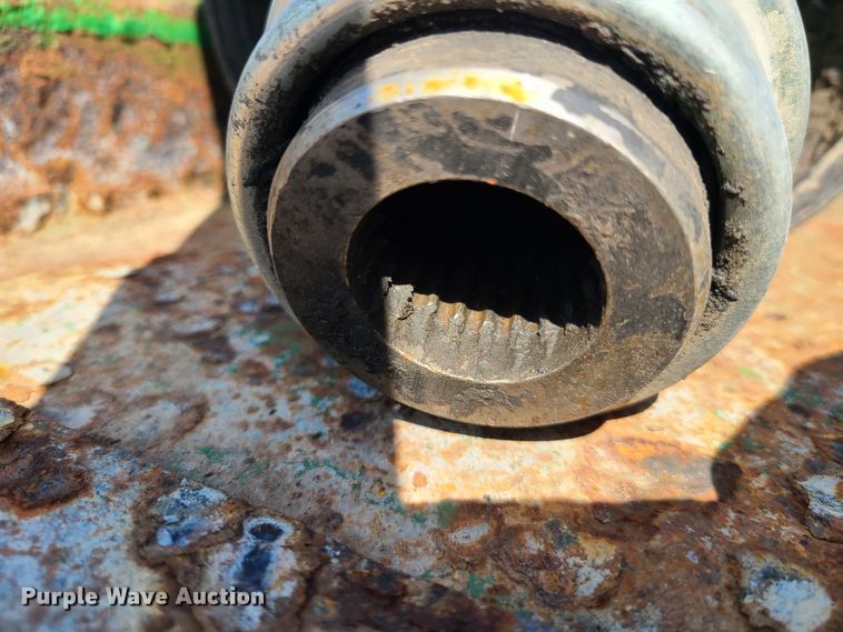 image for item IJ9035 John Deere 1508  batwing rotary mower