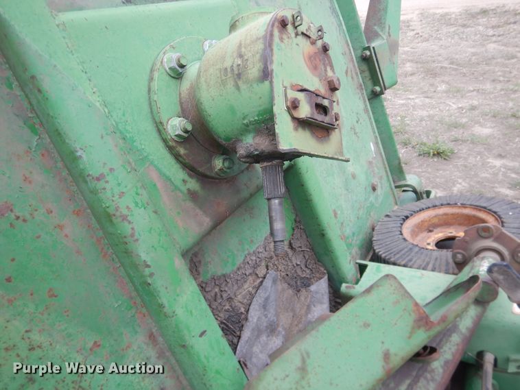 image for item IJ9291 John Deere 1508  batwing rotary mower