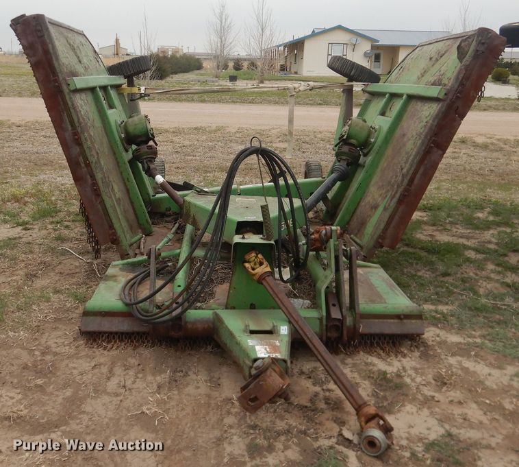 image for item IJ9293 John Deere 1508  batwing rotary mower