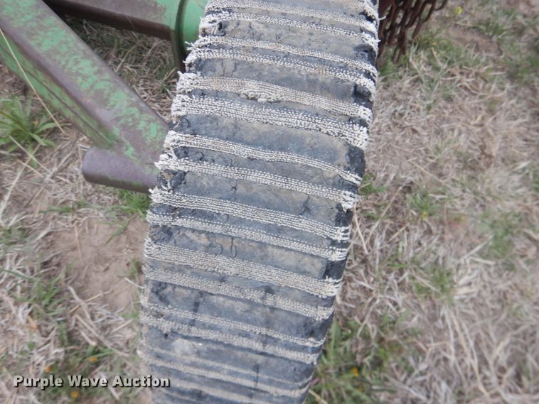 image for item IJ9293 John Deere 1508  batwing rotary mower