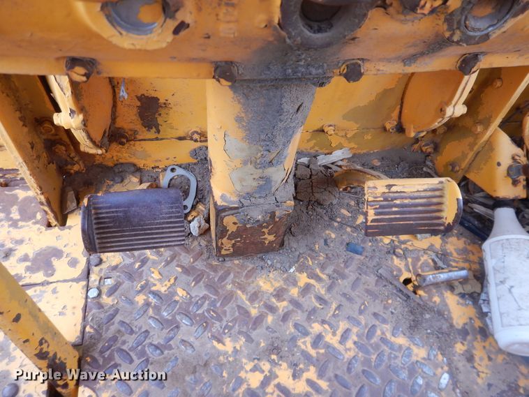 image for item IJ9314 Caterpillar 112  rigid frame motor grader