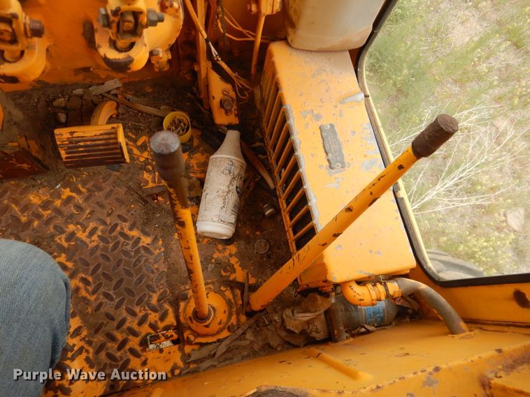 image for item IJ9314 Caterpillar 112  rigid frame motor grader