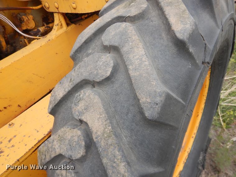 image for item IJ9314 Caterpillar 112  rigid frame motor grader