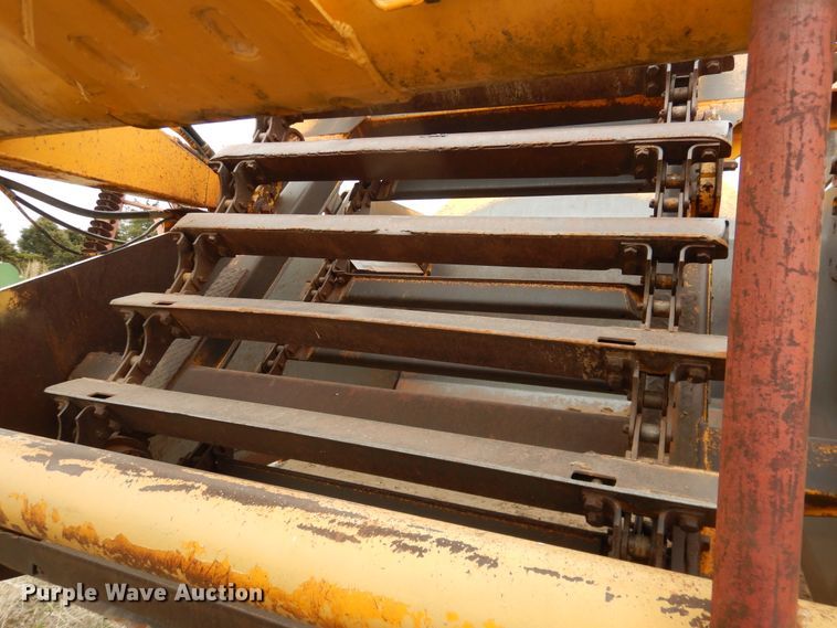 image for item IJ9322 1988 John Deere 762B  elevating scraper