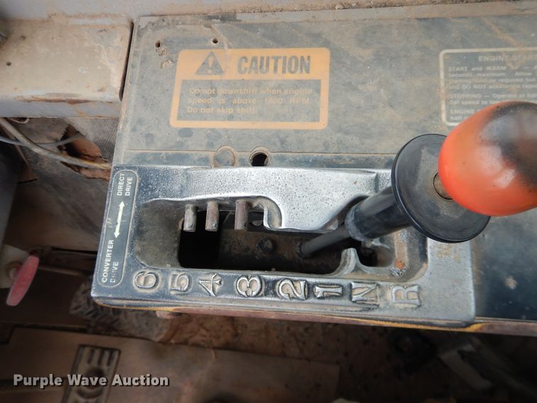 image for item IJ9322 1988 John Deere 762B  elevating scraper