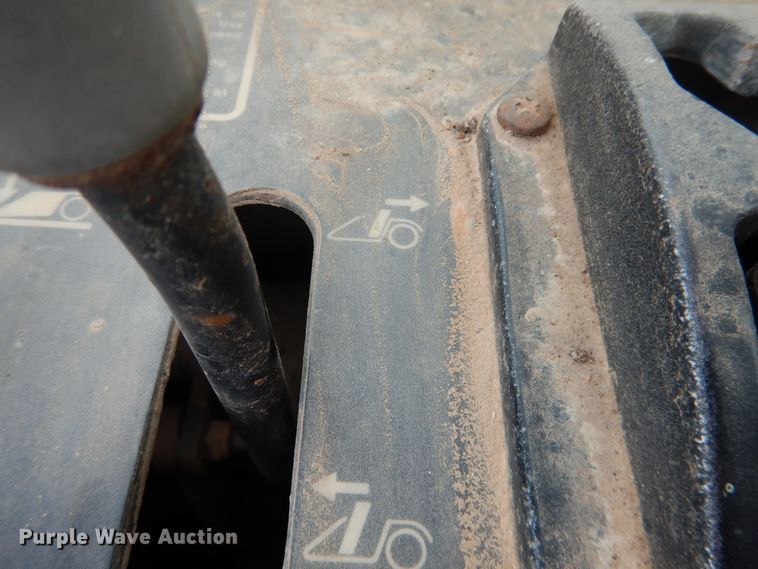 image for item IJ9322 1988 John Deere 762B  elevating scraper