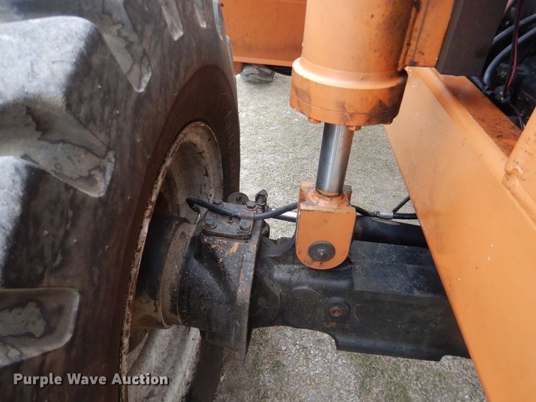 image for item IJ9330 1995 Lull 844C-42  telehandler